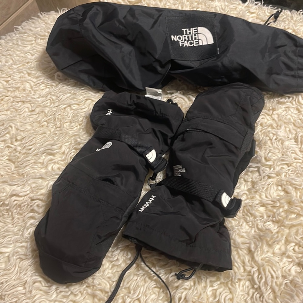 The northface gloves
